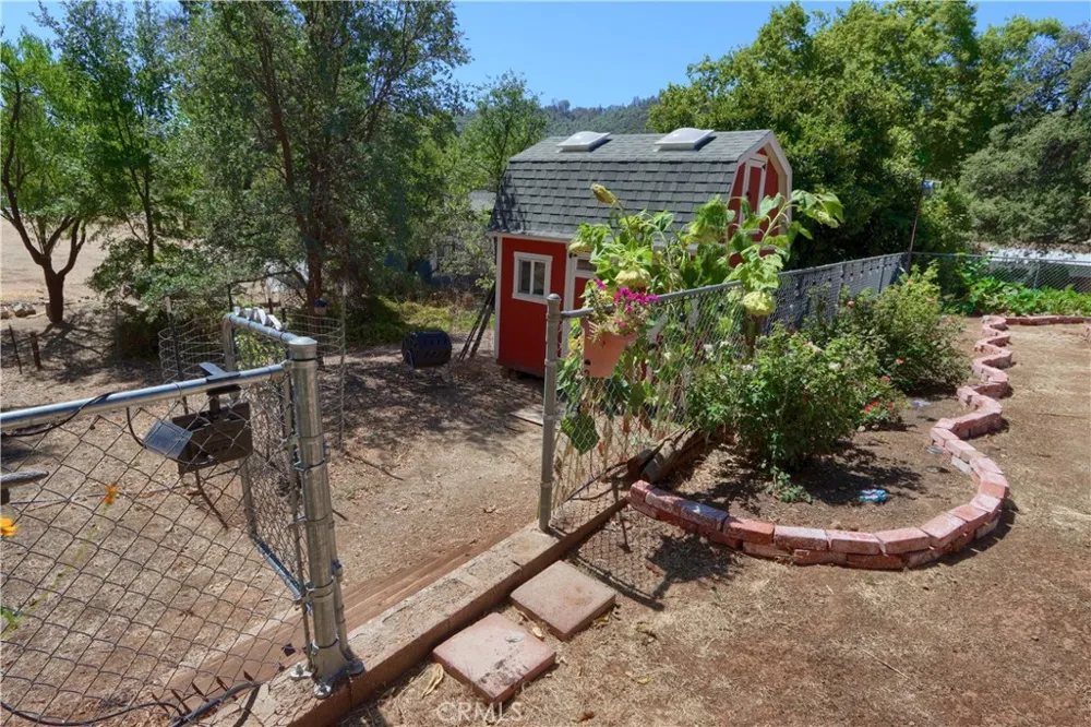 4967 9th Mariposa, CA 95338