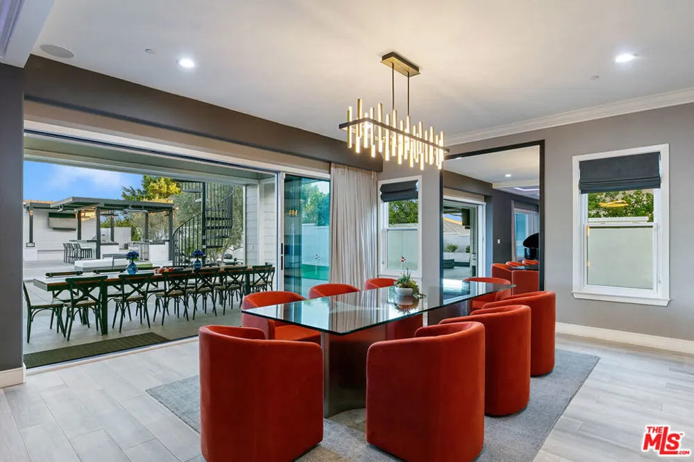 18548 Clydesdale Road Granada Hills, CA 91344