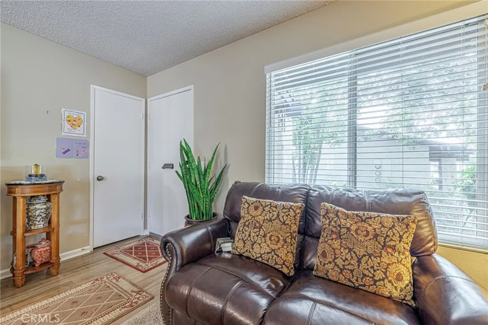 26337 Oak Highland Drive #A Newhall, CA 91321