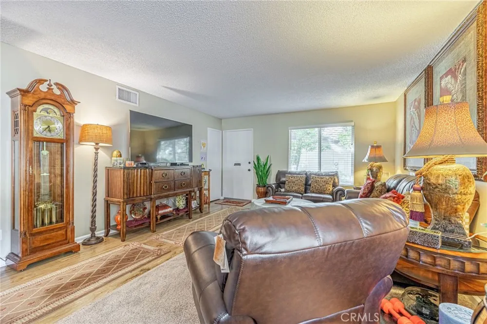 26337 Oak Highland Drive #A Newhall, CA 91321
