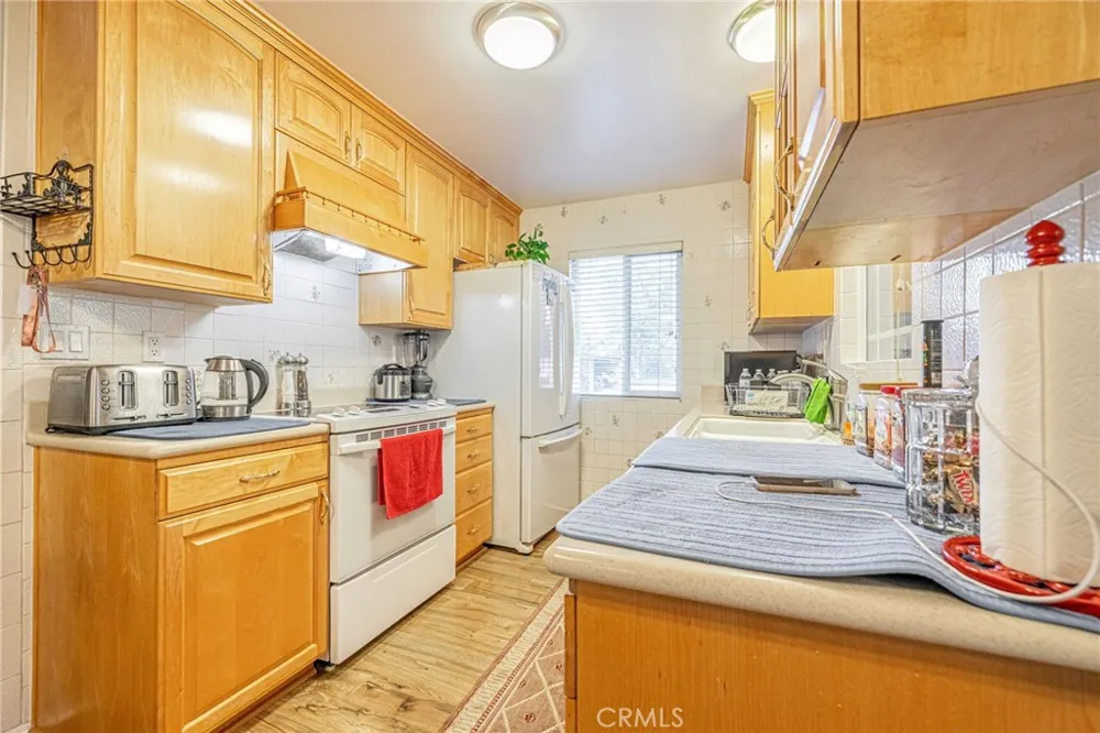 26337 Oak Highland Drive #A Newhall, CA 91321