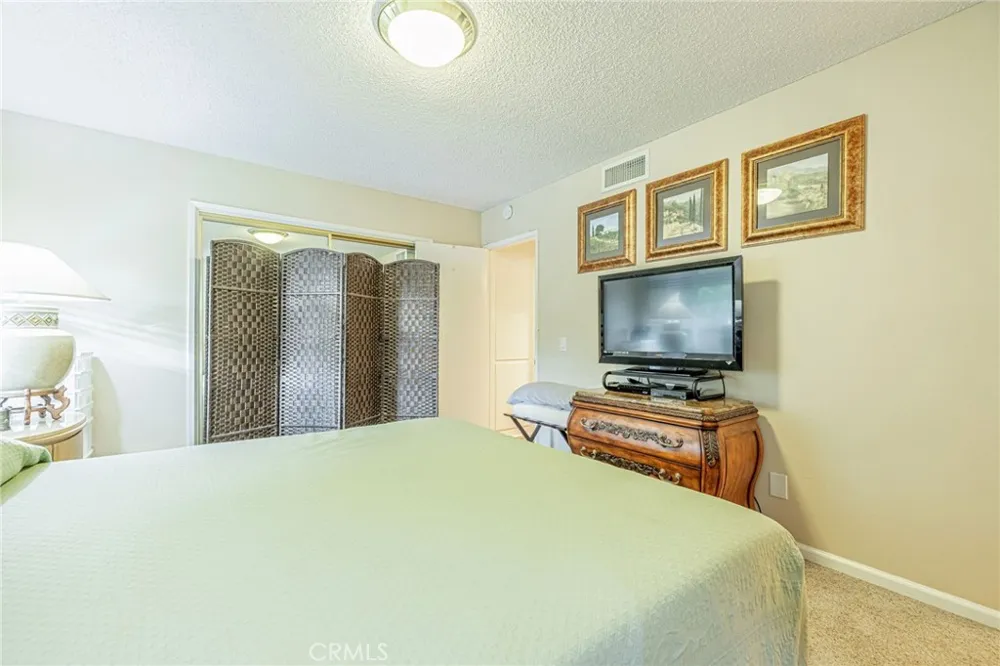 26337 Oak Highland Drive #A Newhall, CA 91321