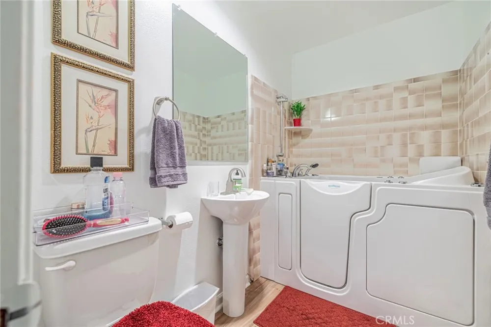 26337 Oak Highland Drive #A Newhall, CA 91321