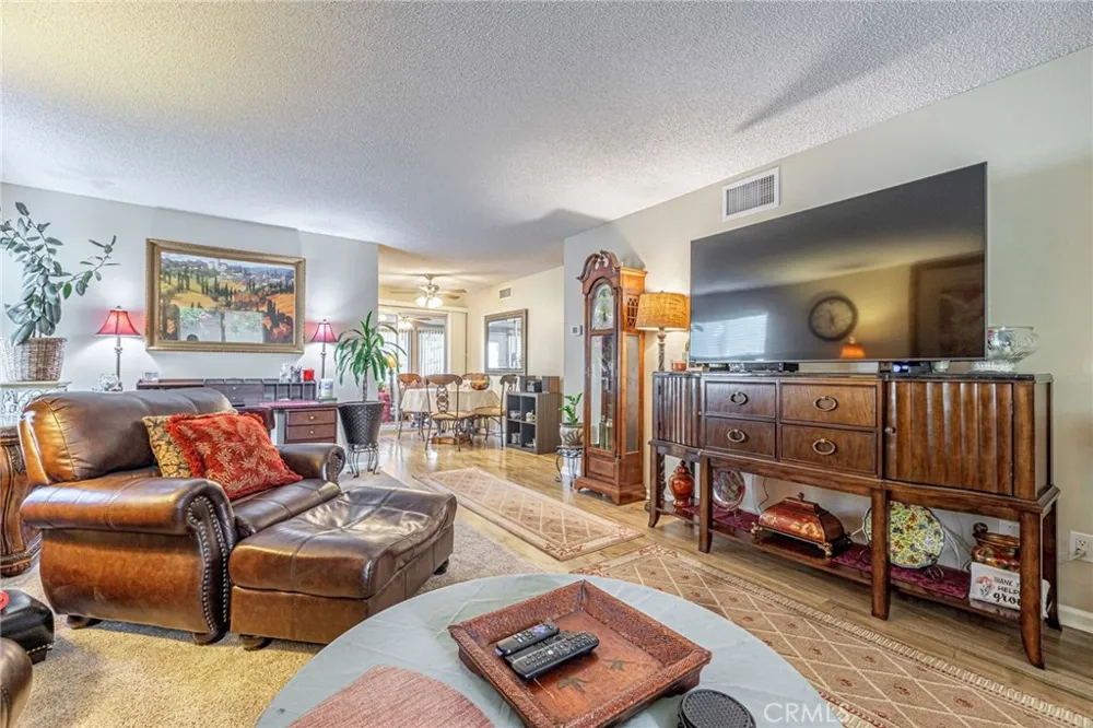26337 Oak Highland Drive #A Newhall, CA 91321