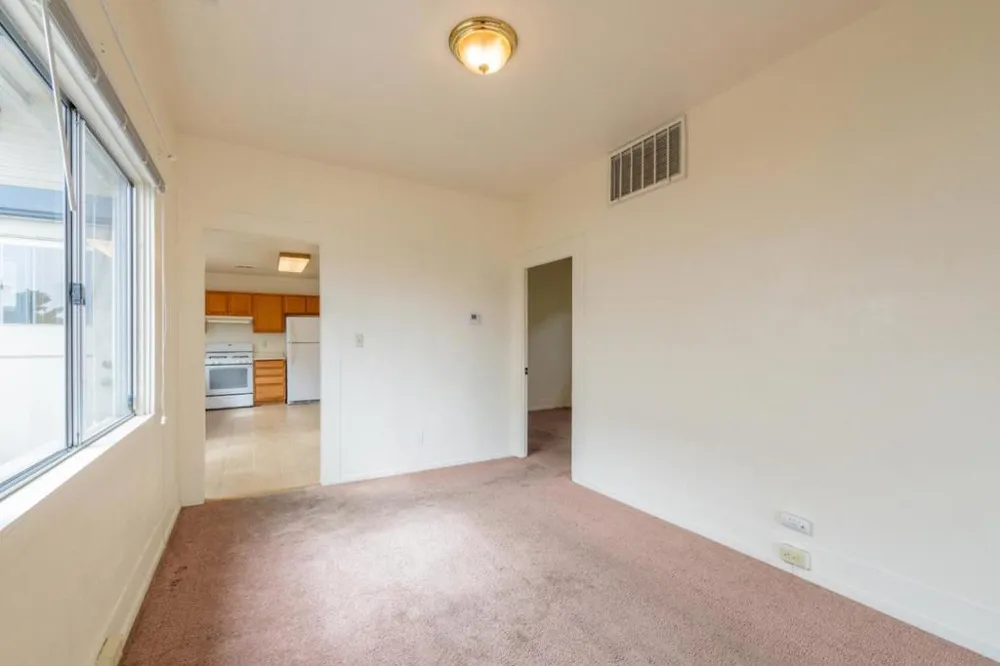 271 Foam Street Monterey, CA 93940