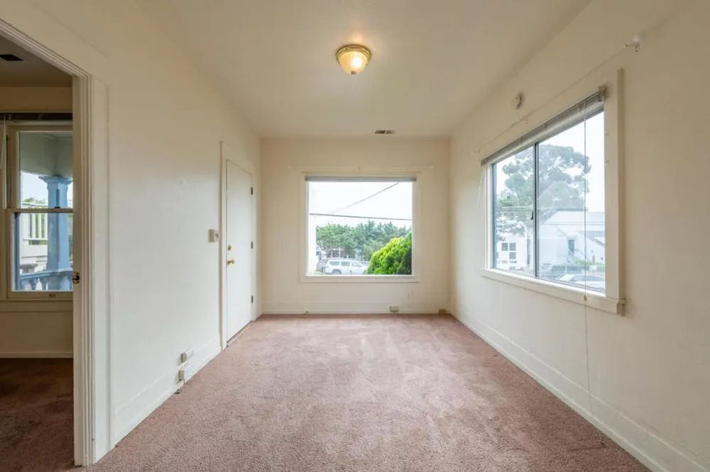 271 Foam Street Monterey, CA 93940
