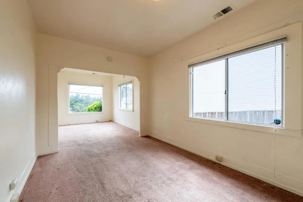 271 Foam Street Monterey, CA 93940