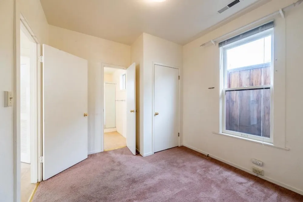 271 Foam Street Monterey, CA 93940