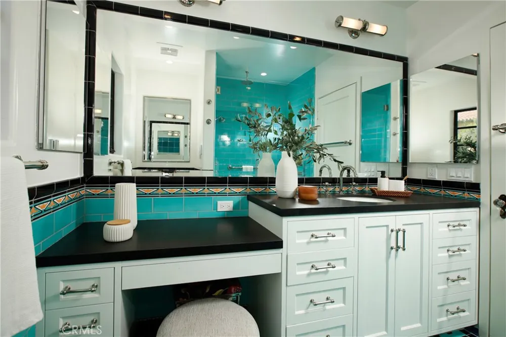 725 Pleasant View Terrace Glendale, CA 91202