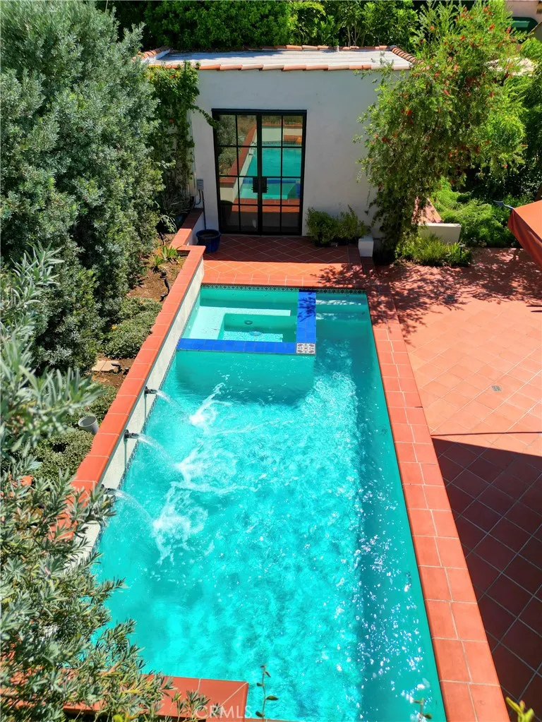 725 Pleasant View Terrace Glendale, CA 91202