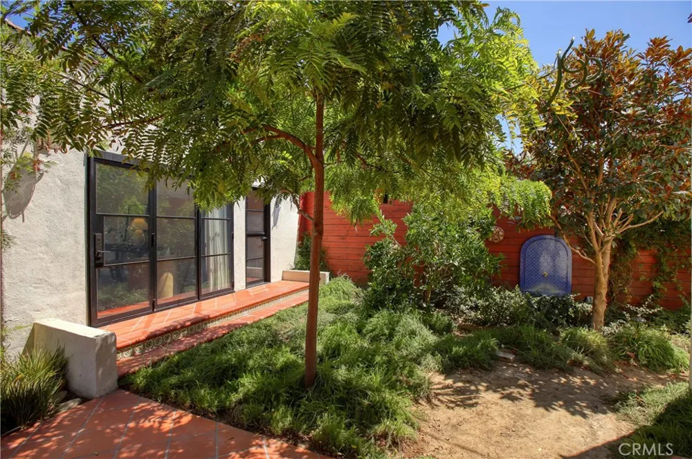 725 Pleasant View Terrace Glendale, CA 91202