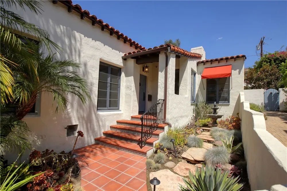 725 Pleasant View Terrace Glendale, CA 91202