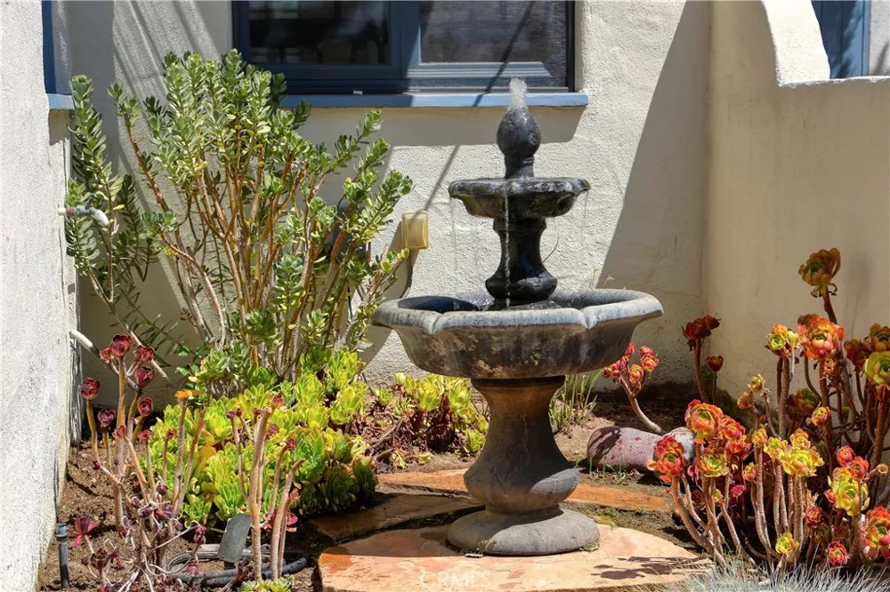 725 Pleasant View Terrace Glendale, CA 91202