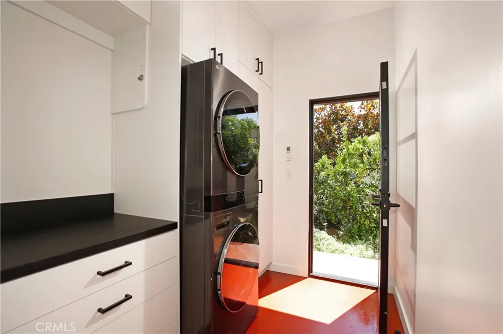 725 Pleasant View Terrace Glendale, CA 91202