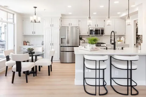 422 Camille Circle #11