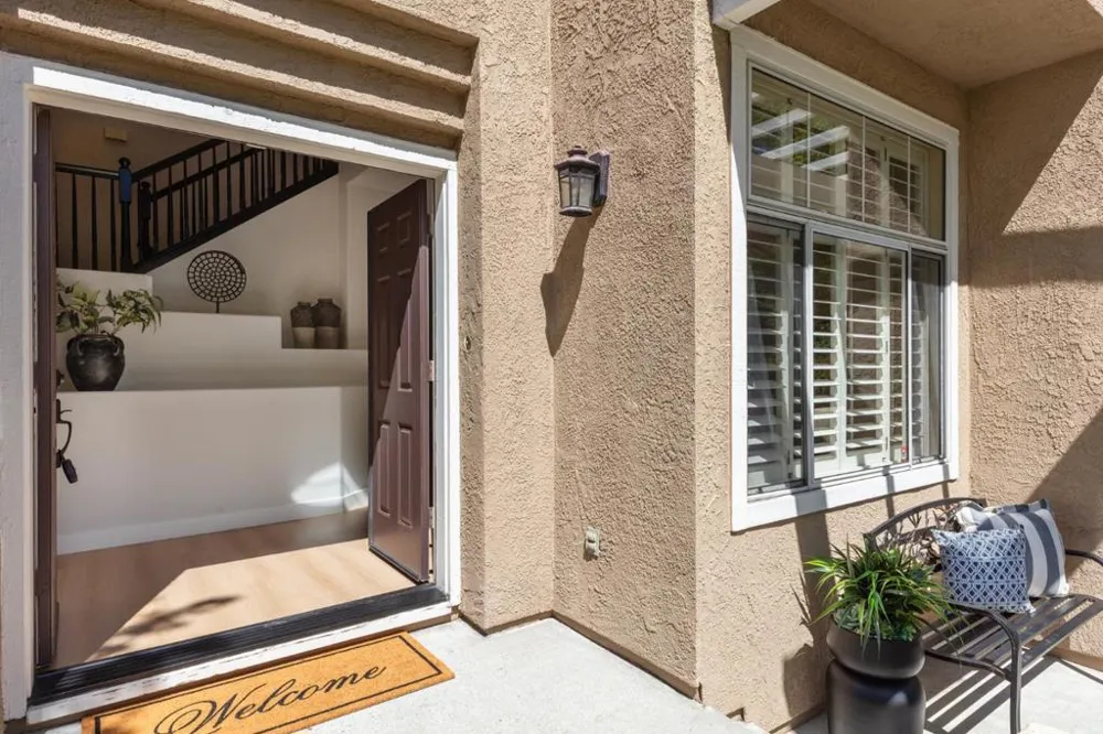 422 Camille Circle #11 San Jose, CA 95134