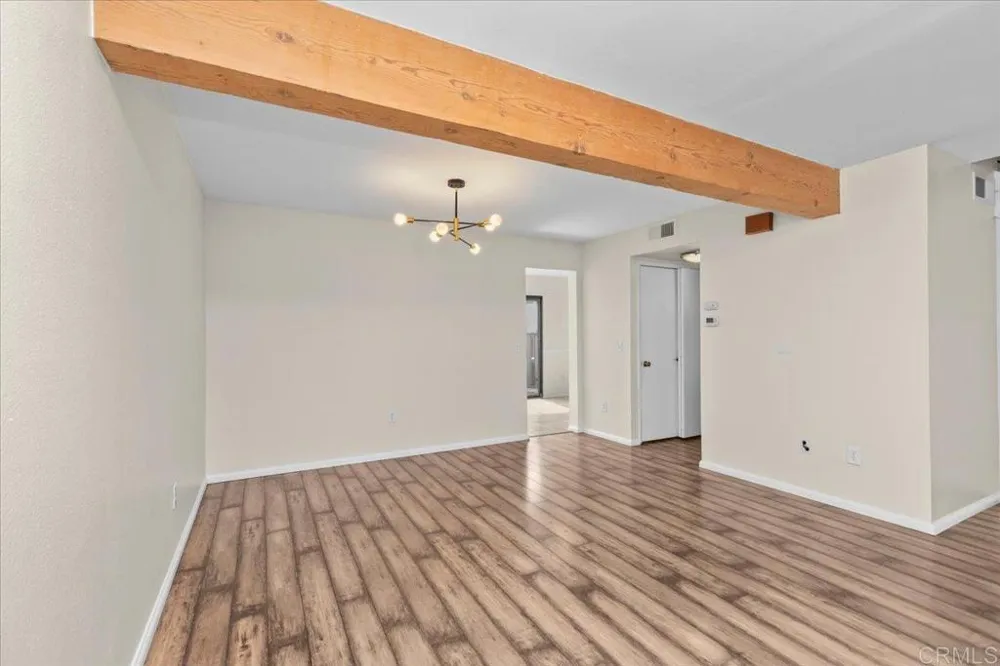 6860 Caminito Montanoso #8 San Diego, CA 92119