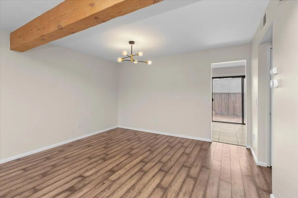 6860 Caminito Montanoso #8 San Diego, CA 92119