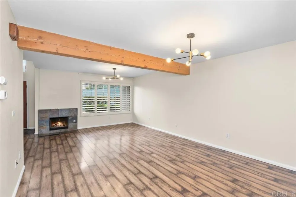 6860 Caminito Montanoso #8 San Diego, CA 92119