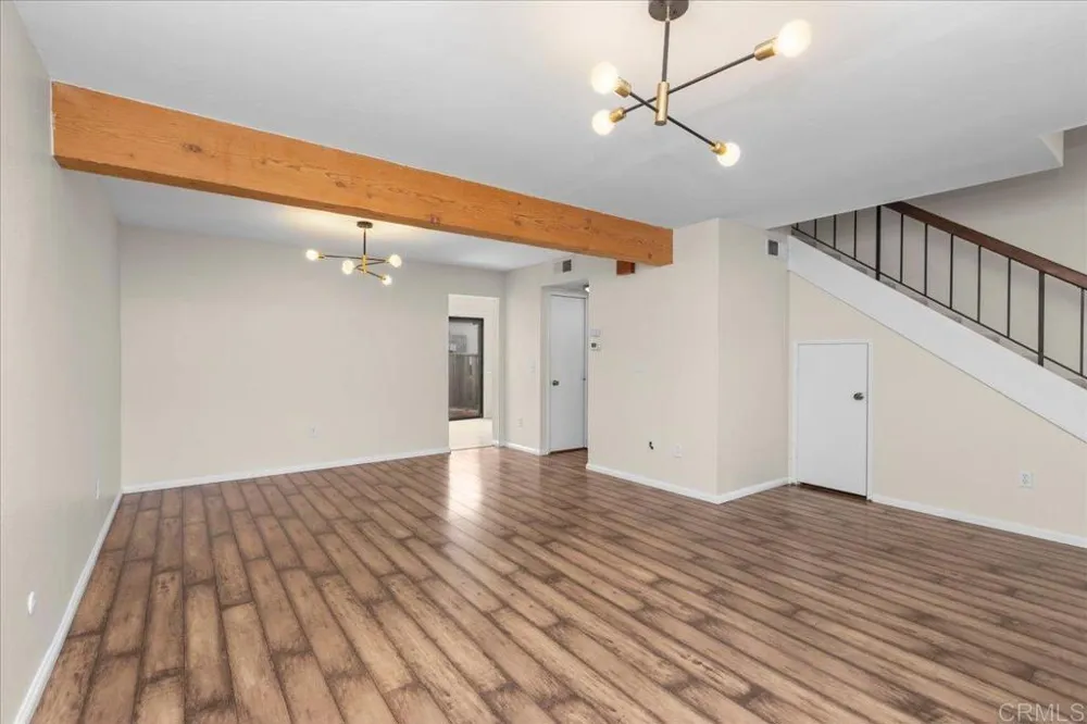 6860 Caminito Montanoso #8 San Diego, CA 92119