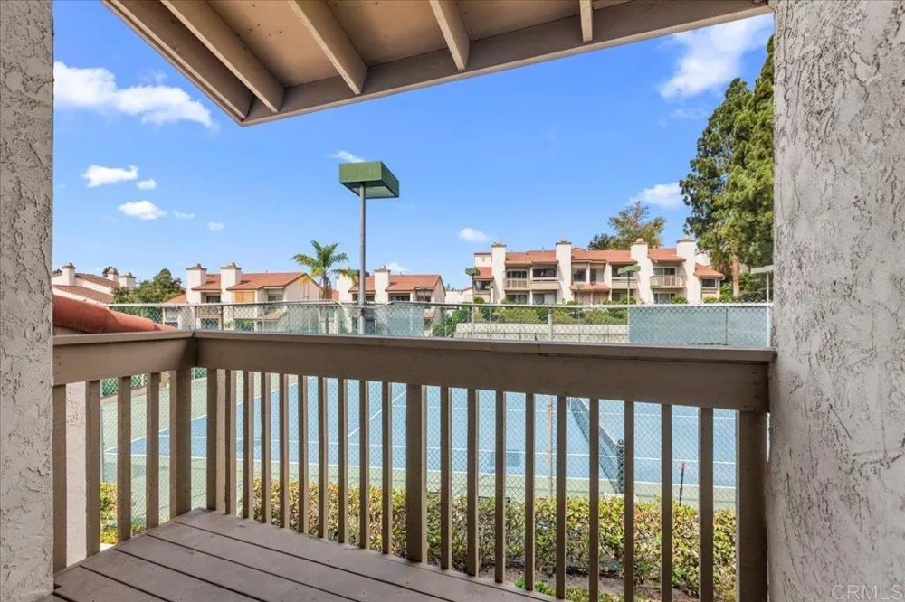 6860 Caminito Montanoso #8 San Diego, CA 92119
