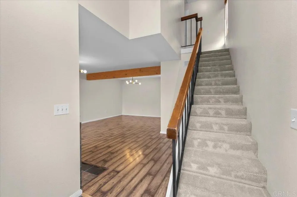 6860 Caminito Montanoso #8 San Diego, CA 92119