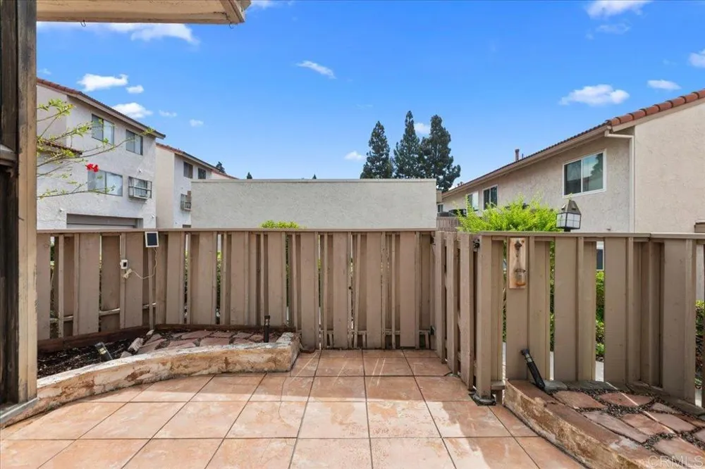 6860 Caminito Montanoso #8 San Diego, CA 92119