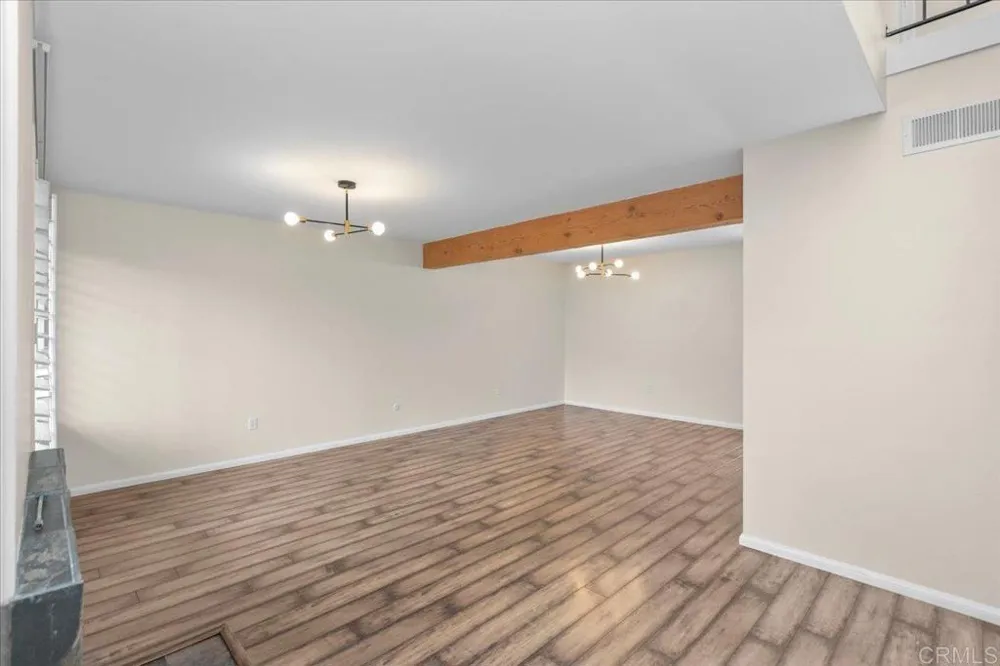 6860 Caminito Montanoso #8 San Diego, CA 92119
