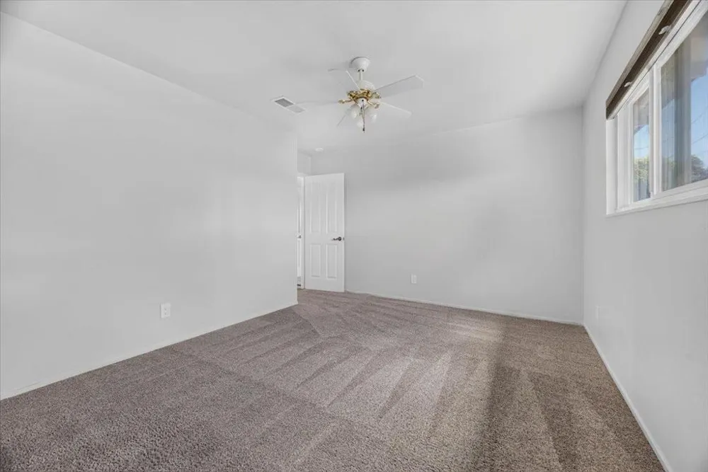 654 La Mesa Drive Salinas, CA 93901