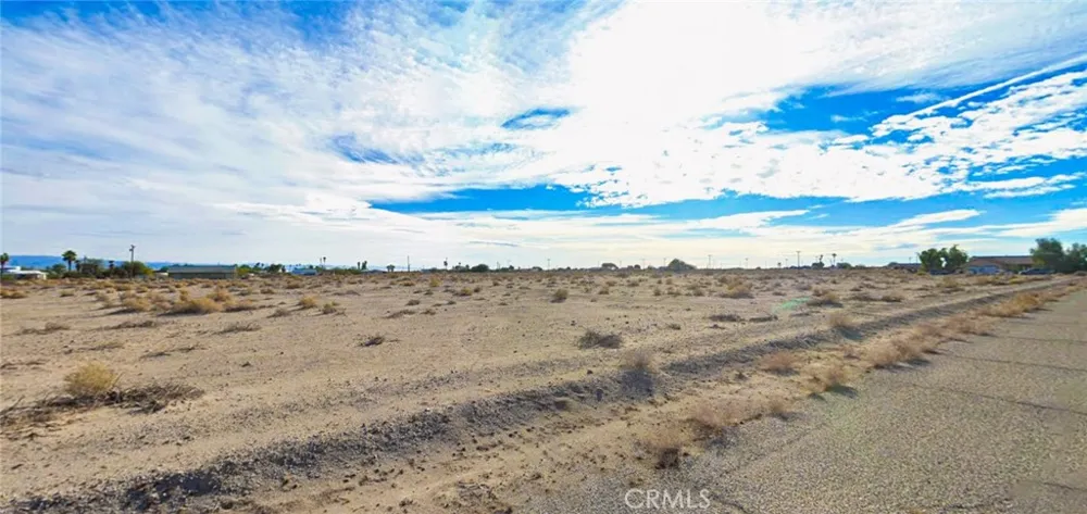 2736 Superior Avenue Thermal, CA 92274