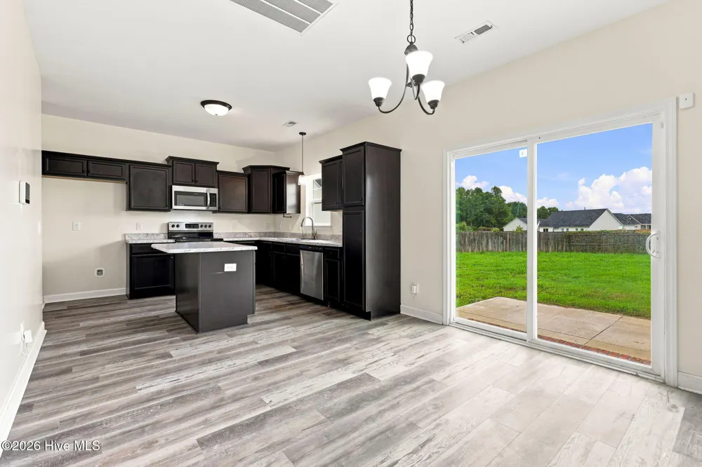 704 Ingram Court Jacksonville, NC 28540