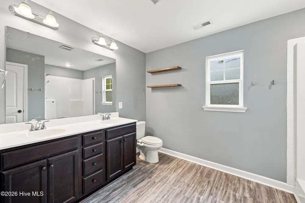 704 Ingram Court Jacksonville, NC 28540