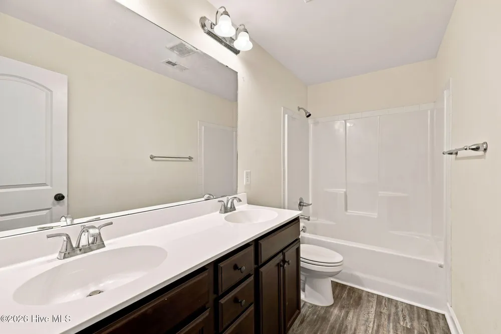 704 Ingram Court Jacksonville, NC 28540