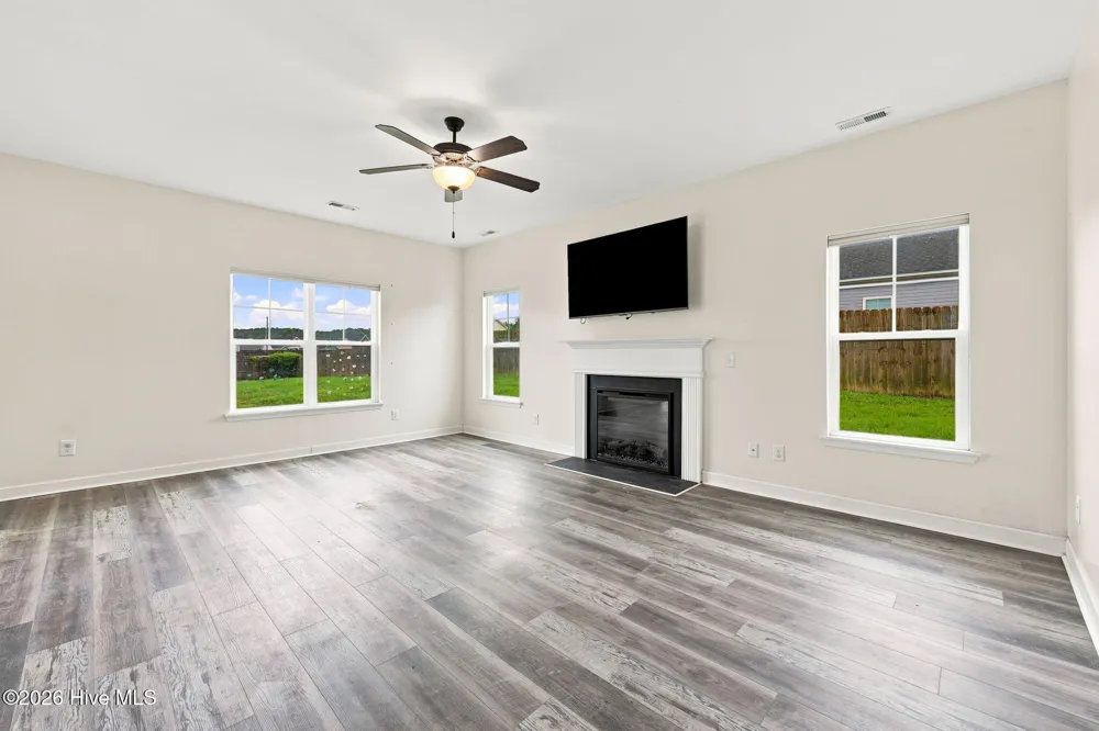 704 Ingram Court Jacksonville, NC 28540