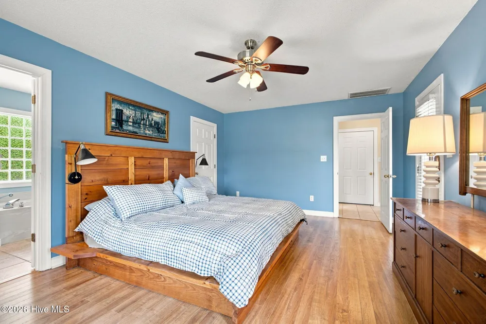 107 Silver Lake Court Swansboro, NC 28584