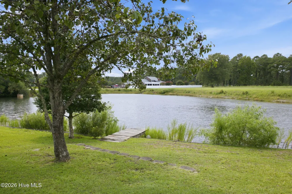 107 Silver Lake Court Swansboro, NC 28584