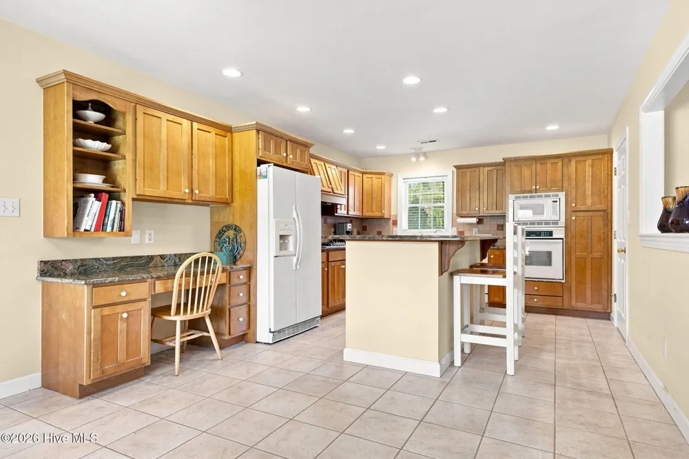 107 Silver Lake Court Swansboro, NC 28584