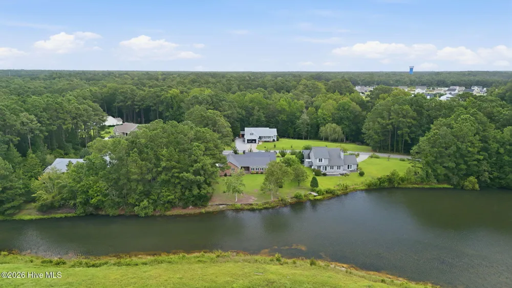 107 Silver Lake Court Swansboro, NC 28584