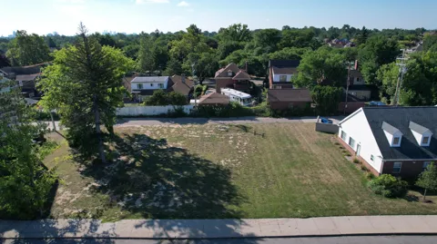 2411 Ewald Circle