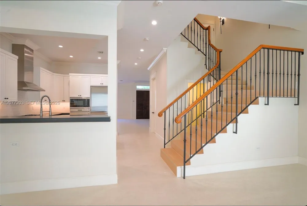530 Valencia Ave #3 Coral Gables, FL 33134