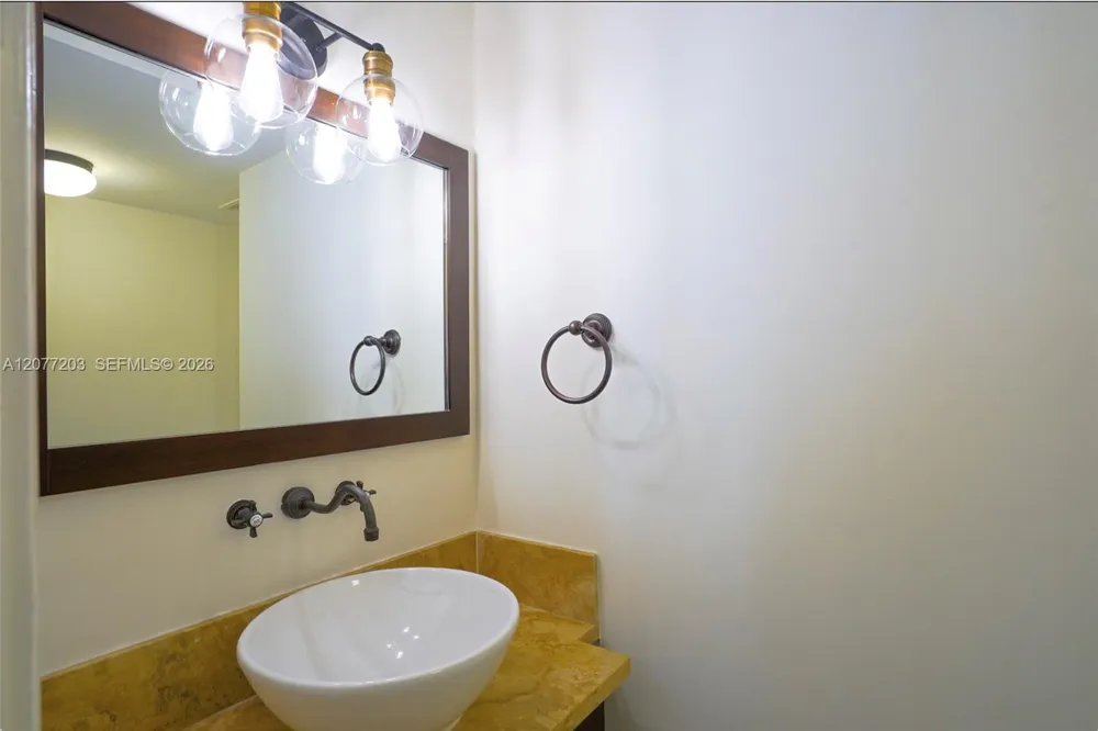 530 Valencia Ave #3 Coral Gables, FL 33134