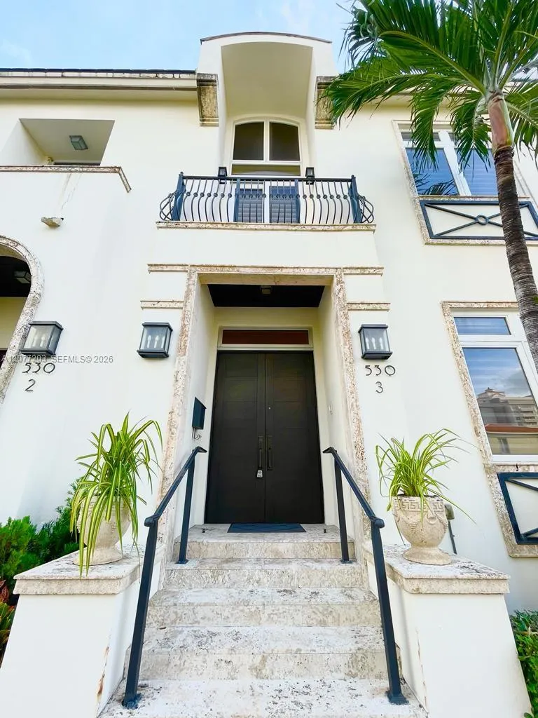 530 Valencia Ave #3 Coral Gables, FL 33134