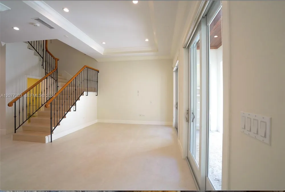 530 Valencia Ave #3 Coral Gables, FL 33134