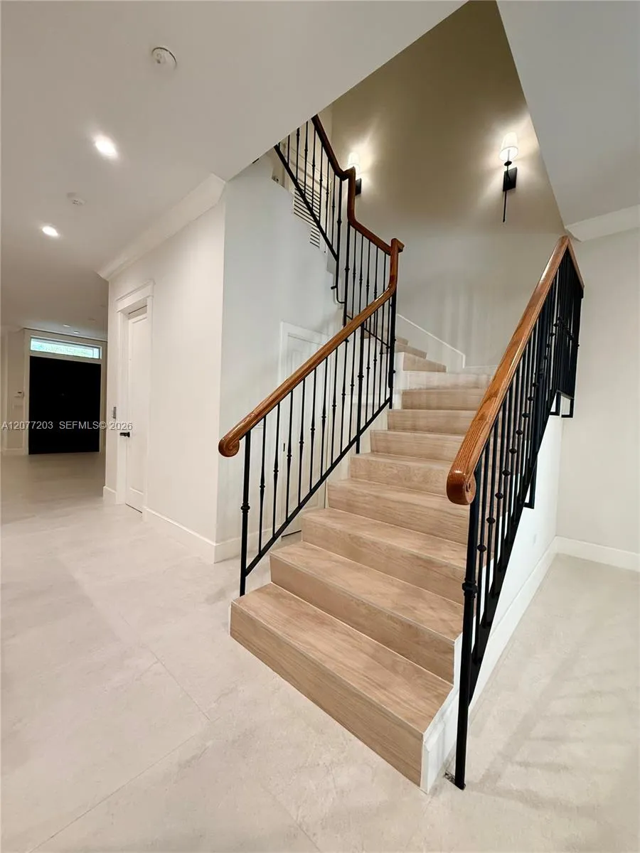 530 Valencia Ave #3 Coral Gables, FL 33134