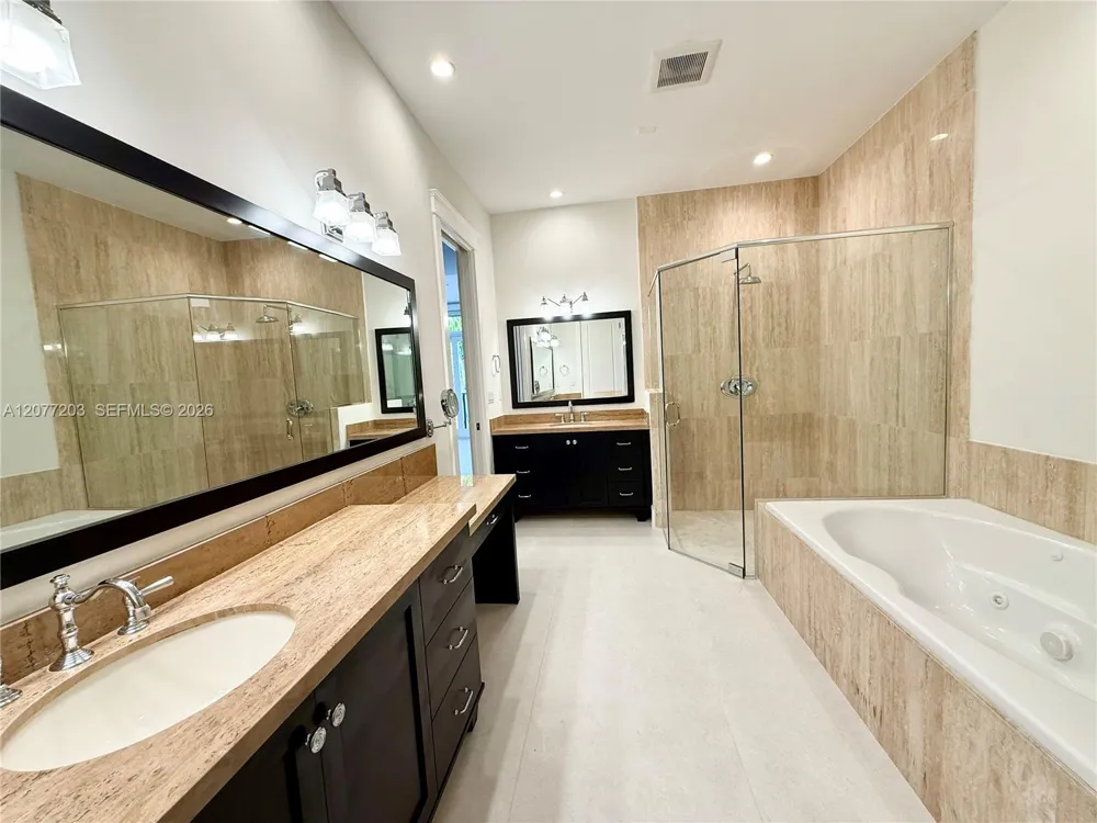 530 Valencia Ave #3 Coral Gables, FL 33134