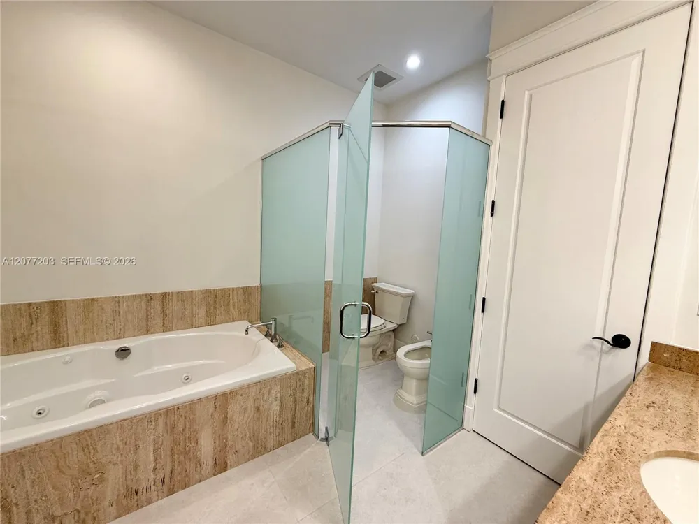 530 Valencia Ave #3 Coral Gables, FL 33134