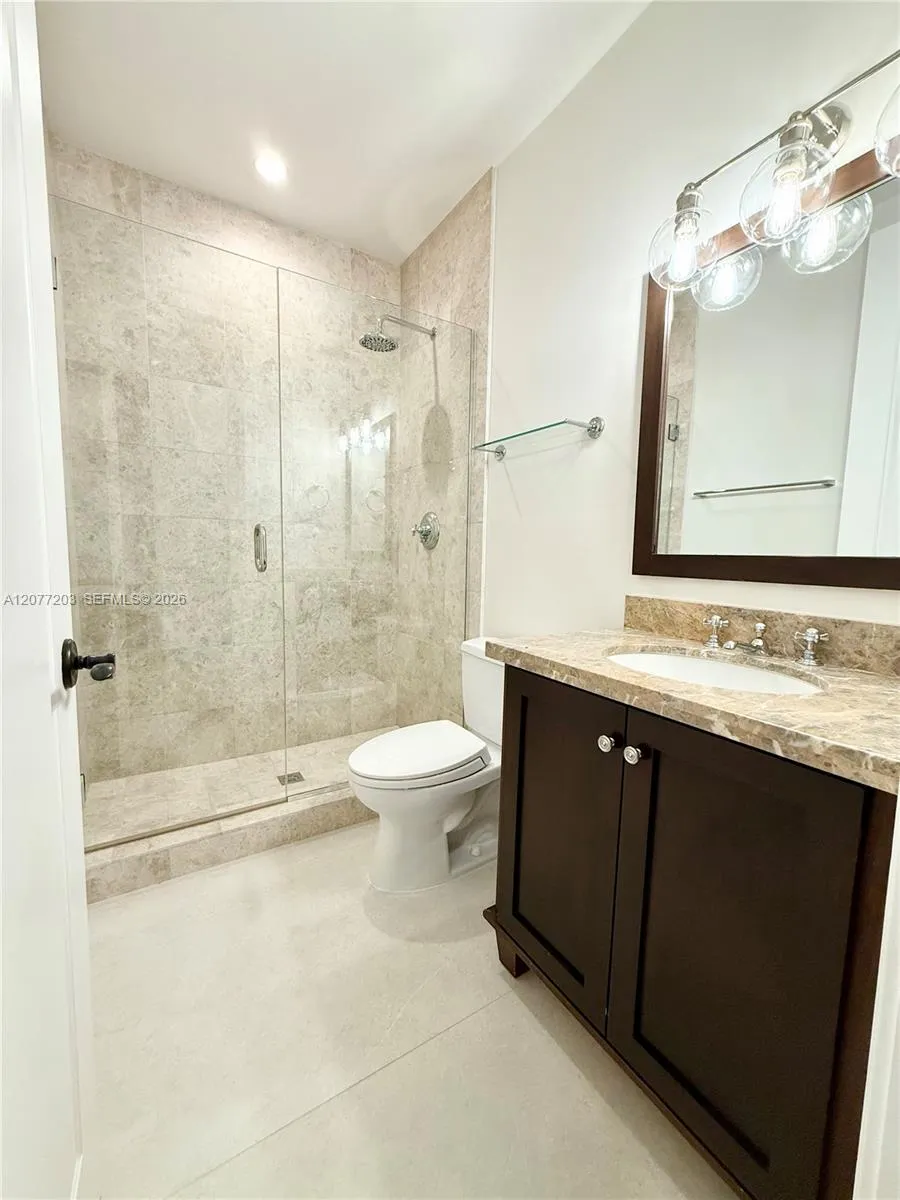 530 Valencia Ave #3 Coral Gables, FL 33134