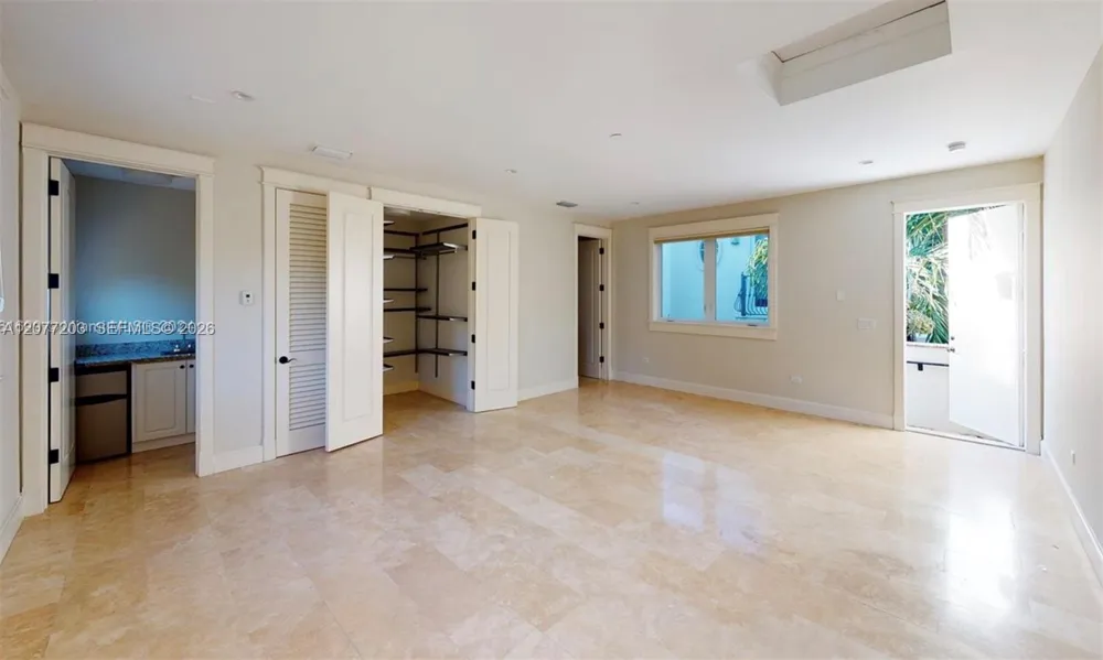 530 Valencia Ave #3 Coral Gables, FL 33134