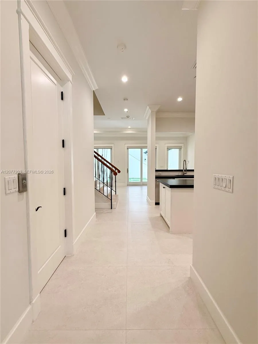 530 Valencia Ave #3 Coral Gables, FL 33134