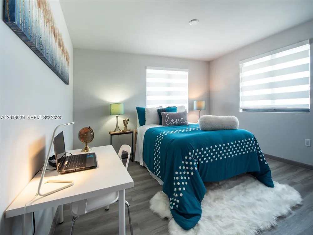 954 NW 8th St #2 Florida City, FL 33034